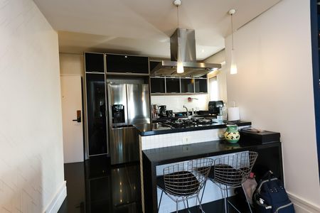 Apartamento à venda com 127m², 3 quartos e 3 vagas Apartamento à venda com 127m², 3 quartos e 3 vagasCozinha