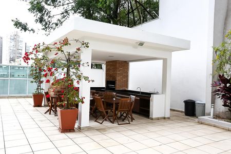 Apartamento à venda com 127m², 3 quartos e 3 vagas Apartamento à venda com 127m², 3 quartos e 3 vagasÁrea comum - Churrasqueira