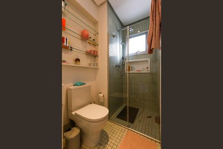 Apartamento à venda com 127m², 3 quartos e 3 vagas Apartamento à venda com 127m², 3 quartos e 3 vagasBanheiro da Suíte 1