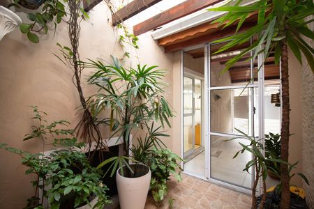 Casa de condomínio para alugar com 120m², 3 quartos e 2 vagas Casa de condomínio para alugar com 120m², 3 quartos e 2 vagasÁrea de Serviço