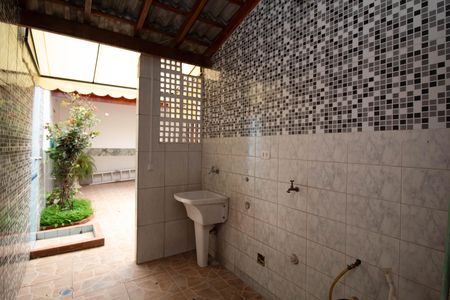 Casa de condomínio para alugar com 120m², 3 quartos e 2 vagas Casa de condomínio para alugar com 120m², 3 quartos e 2 vagasÁrea de Serviço