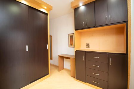Casa de condomínio para alugar com 120m², 3 quartos e 2 vagas Casa de condomínio para alugar com 120m², 3 quartos e 2 vagasQuarto 1 - Suíte