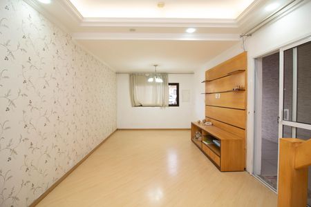 Sala de casa de condomínio para alugar com 3 quartos, 120m² em Portal dos Gramados, Guarulhos