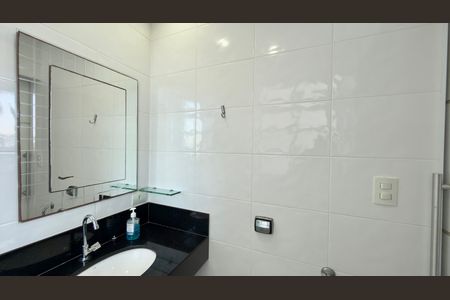 Banheiro Suíte de apartamento para alugar com 5 quartos, 207m² em Centro, Guarujá