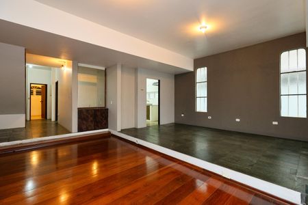 Sala de casa à venda com 5 quartos, 290m² em Jardim Lar Sao Paulo, São Paulo