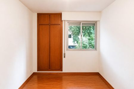 Dormitório 2 de apartamento para alugar com 2 quartos, 55m² em Bela Vista, São Paulo