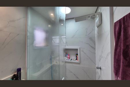 Apartamento à venda com 97m², 3 quartos e 2 vagas Apartamento à venda com 97m², 3 quartos e 2 vagasBanheiro da suíte