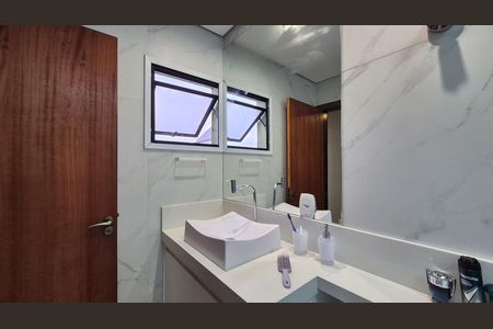 Apartamento à venda com 97m², 3 quartos e 2 vagas Apartamento à venda com 97m², 3 quartos e 2 vagasBanheiro da suíte
