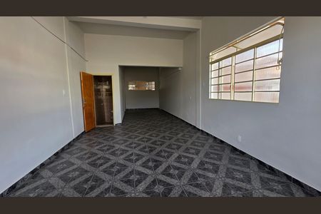 Sala  de kitnet/studio para alugar com 1 quarto, 43m² em Lundcéia, Lagoa Santa