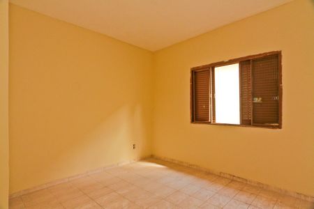 Quarto 1 de casa para alugar com 2 quartos, 90m² em Parque Peruche, São Paulo