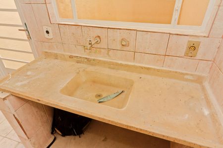 Cozinha de casa para alugar com 2 quartos, 90m² em Parque Peruche, São Paulo