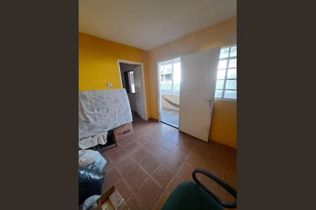 Sala de casa à venda com 3 quartos, 135m² em Parque Edu Chaves, São Paulo