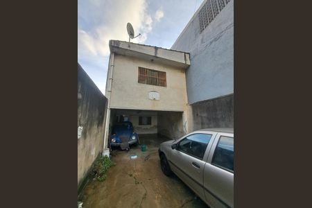 Área externa de casa à venda com 3 quartos, 135m² em Parque Edu Chaves, São Paulo