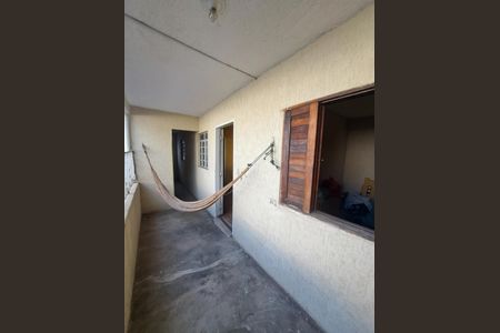 Área externa de casa à venda com 3 quartos, 135m² em Parque Edu Chaves, São Paulo