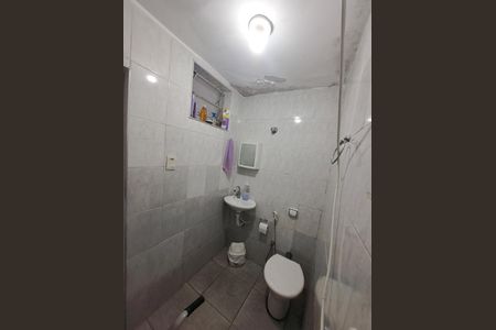 Casa à venda com 135m², 3 quartos e 6 vagas Casa à venda com 135m², 3 quartos e 6 vagasBanheiro