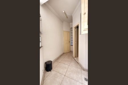 Corredor de apartamento à venda com 3 quartos, 90m² em Centro, Belo Horizonte