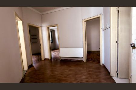 Apartamento à venda com 90m², 3 quartos e sem vaga Apartamento à venda com 90m², 3 quartos e sem vagaSala