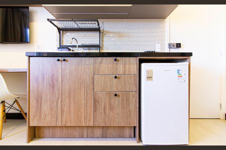 Cozinha de kitnet/studio à venda com 1 quarto, 20m² em Lapa, São Paulo