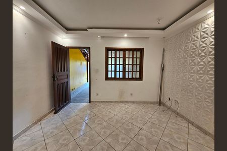Casa para alugar com 70m², 2 quartos e 2 vagas Casa para alugar com 70m², 2 quartos e 2 vagasSala