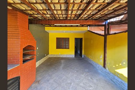 Casa para alugar com 70m², 2 quartos e 2 vagas Casa para alugar com 70m², 2 quartos e 2 vagasGaragem