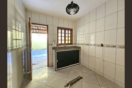 Casa para alugar com 70m², 2 quartos e 2 vagas Casa para alugar com 70m², 2 quartos e 2 vagasCozinha