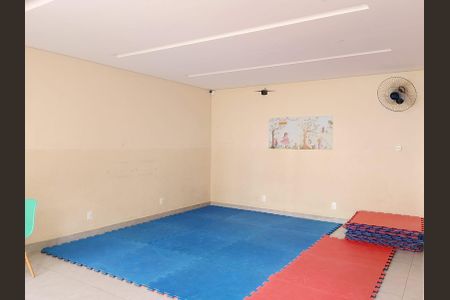 Casa de condomínio para alugar com 95m², 3 quartos e 2 vagas