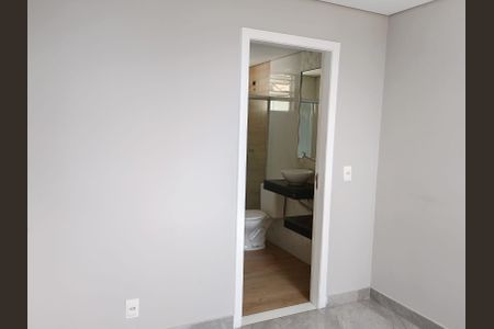 Casa de condomínio para alugar com 95m², 3 quartos e 2 vagas