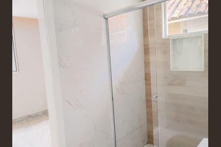 Casa de condomínio para alugar com 95m², 3 quartos e 2 vagas