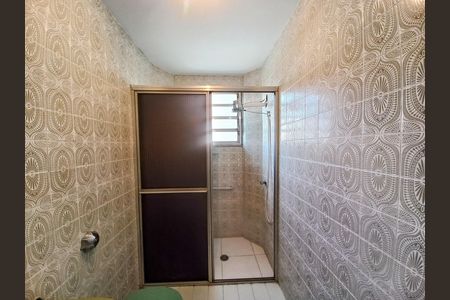 Apartamento à venda com 75m², 2 quartos e sem vaga Apartamento à venda com 75m², 2 quartos e sem vagaBanheiro