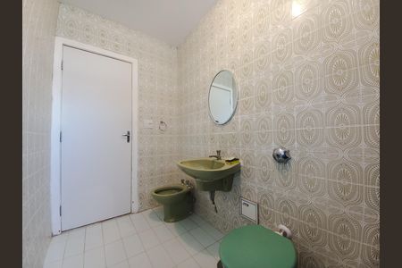 Apartamento à venda com 75m², 2 quartos e sem vaga Apartamento à venda com 75m², 2 quartos e sem vagaBanheiro