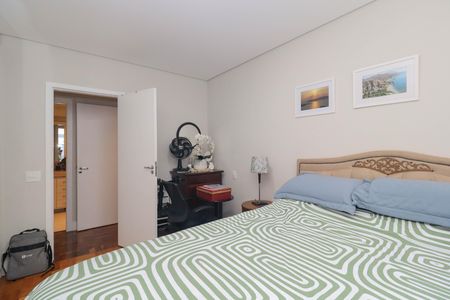 Apartamento à venda com 99m², 3 quartos e 1 vaga Apartamento à venda com 99m², 3 quartos e 1 vagaQuarto 1