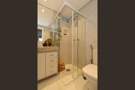 Apartamento à venda com 99m², 3 quartos e 1 vaga Apartamento à venda com 99m², 3 quartos e 1 vagaBanheiro