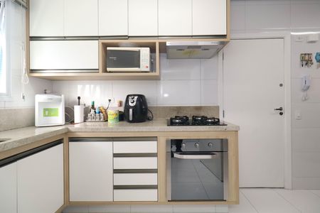 Apartamento à venda com 99m², 3 quartos e 1 vaga Apartamento à venda com 99m², 3 quartos e 1 vagaCozinha
