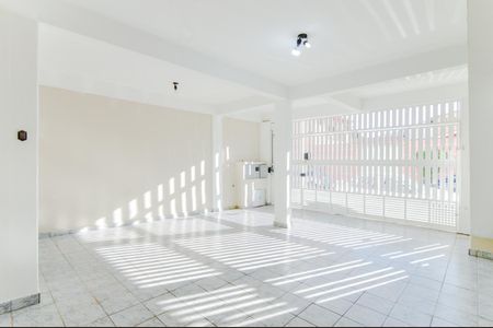 Casa à venda com 147m², 2 quartos e 3 vagasGaragem