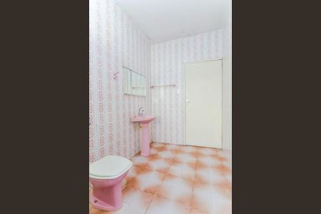 Casa à venda com 147m², 2 quartos e 3 vagasBanheiro
