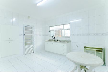 Cozinha de casa para alugar com 2 quartos, 147m² em Vila Galvão, Guarulhos