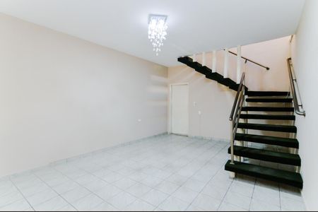 Casa à venda com 147m², 2 quartos e 3 vagasSala