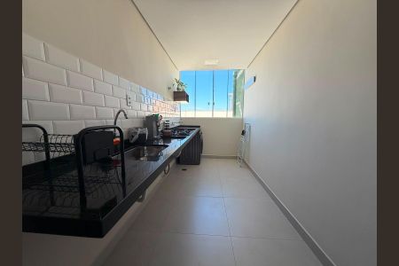 Apartamento à venda com 68m², 2 quartos e 1 vaga Apartamento à venda com 68m², 2 quartos e 1 vagaCozinha