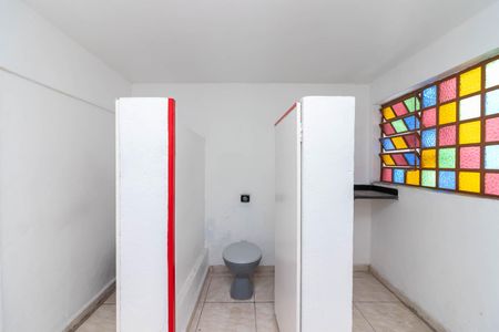 Casa para alugar com 340m², 5 quartos e 10 vagas Casa para alugar com 340m², 5 quartos e 10 vagasBanheiros