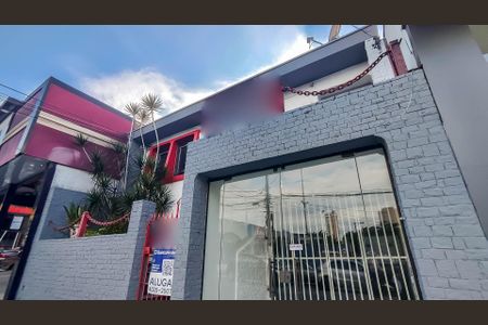 Casa para alugar com 340m², 5 quartos e 10 vagas Casa para alugar com 340m², 5 quartos e 10 vagasFachada