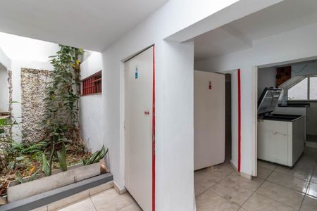 Casa para alugar com 340m², 5 quartos e 10 vagas Casa para alugar com 340m², 5 quartos e 10 vagasBanheiros