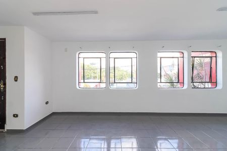 Casa para alugar com 340m², 5 quartos e 10 vagas Casa para alugar com 340m², 5 quartos e 10 vagasSala