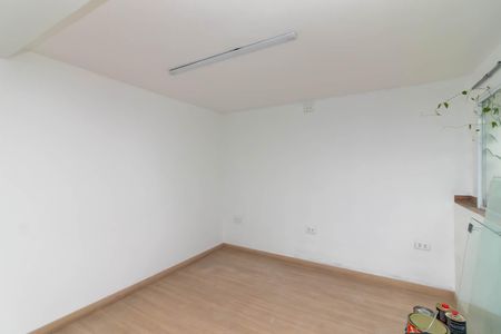 Casa para alugar com 340m², 5 quartos e 10 vagas Casa para alugar com 340m², 5 quartos e 10 vagasQuarto 4