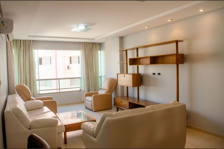 Apartamento para alugar com 3 quartos, 16m² em Setor Oeste, Goiânia