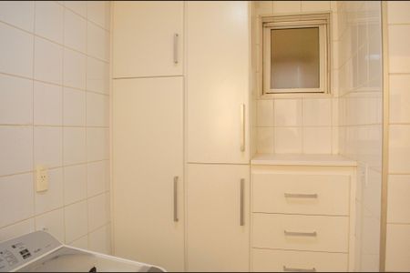 Área de Serviço de apartamento para alugar com 3 quartos, 16m² em Setor Oeste, Goiânia
