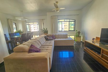Apartamento para alugar com 3 quartos, 136m² em Balneario Guarujá, Guarujá