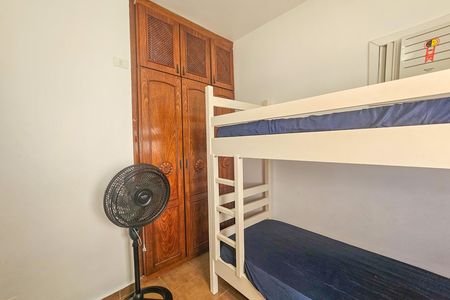 Apartamento para alugar com 3 quartos, 136m² em Balneario Guarujá, Guarujá