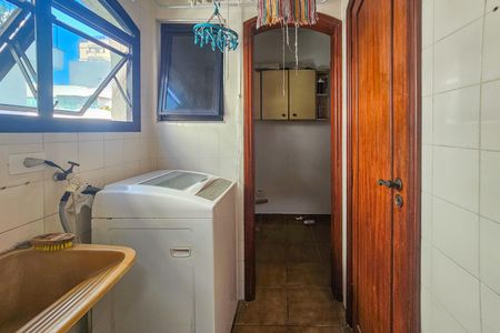 Apartamento para alugar com 136m², 3 quartos e 2 vagas