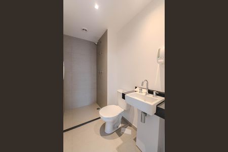 Studio para alugar com 24m², 1 quarto e sem vaga Studio para alugar com 24m², 1 quarto e sem vagaBanheiro