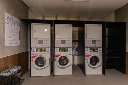 Studio para alugar com 24m², 1 quarto e sem vaga Studio para alugar com 24m², 1 quarto e sem vagaLavanderia